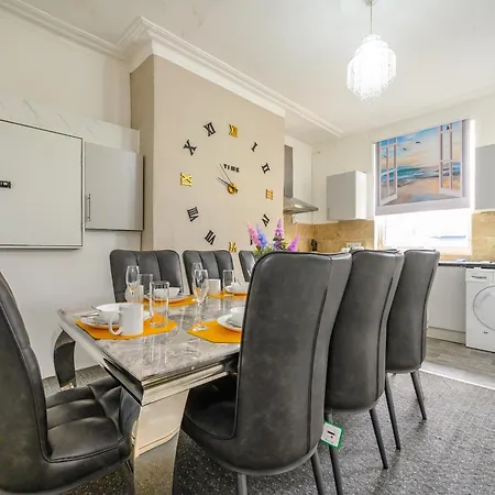 Guest house -rc15cfa- For Relaxed And Cosy With Free Parking *