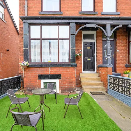 Rc15Cf - Comfortable Shared Bedroom In Beeston * Leeds (West Yorkshire)